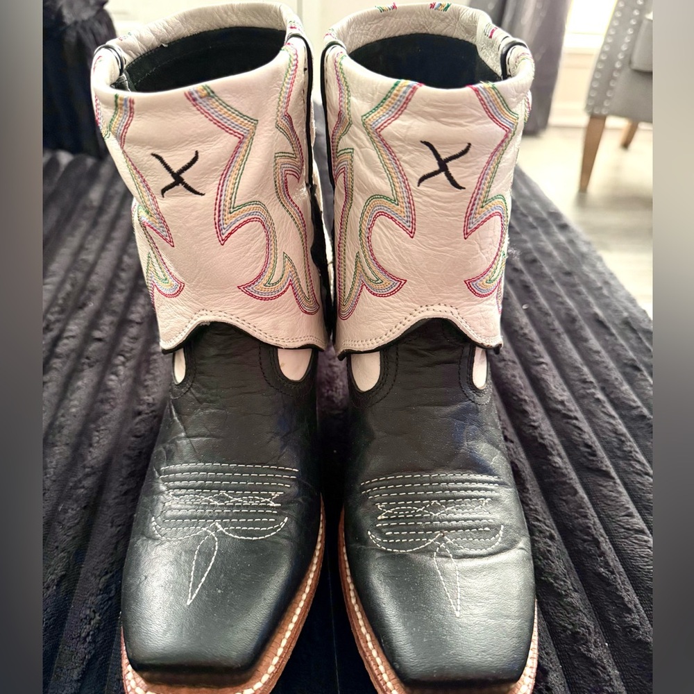 Twisted X fold over western boots 5.5 B
